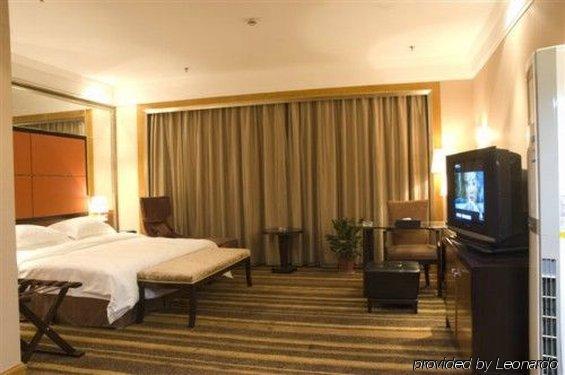 Sprot-Life Garden Hotel 우한 객실 사진